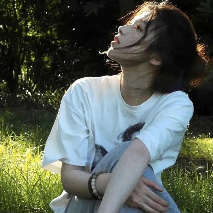 摇滚藏獒蓝色光芒 封面